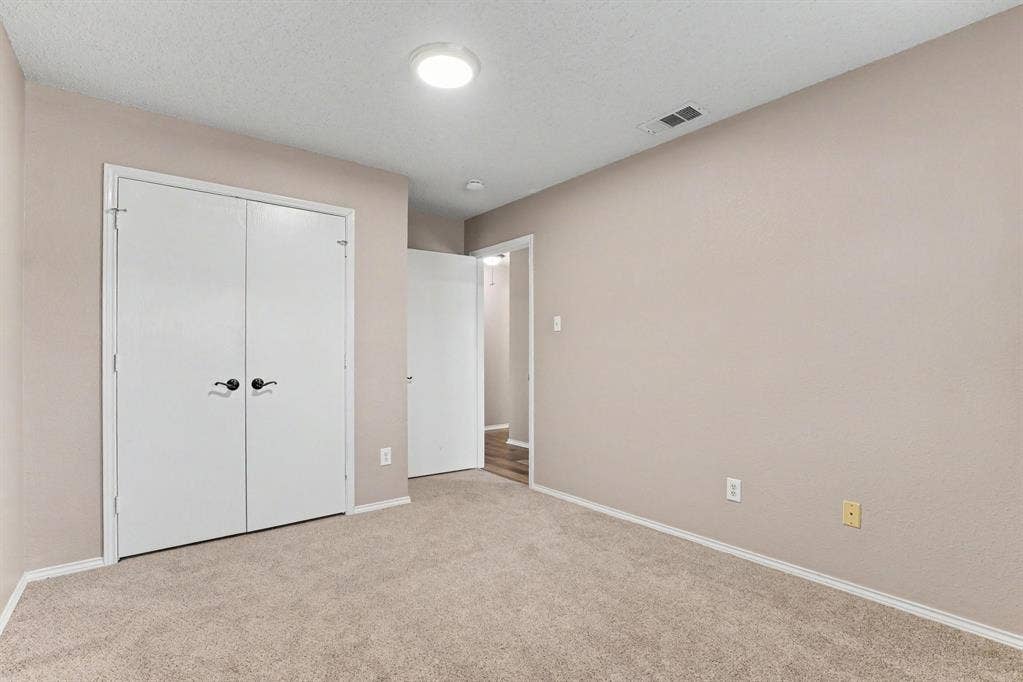 1010 Barkridge Drive, McKinney, TX 75069 1010 Barkridge Drive, McKinney, TX 75069