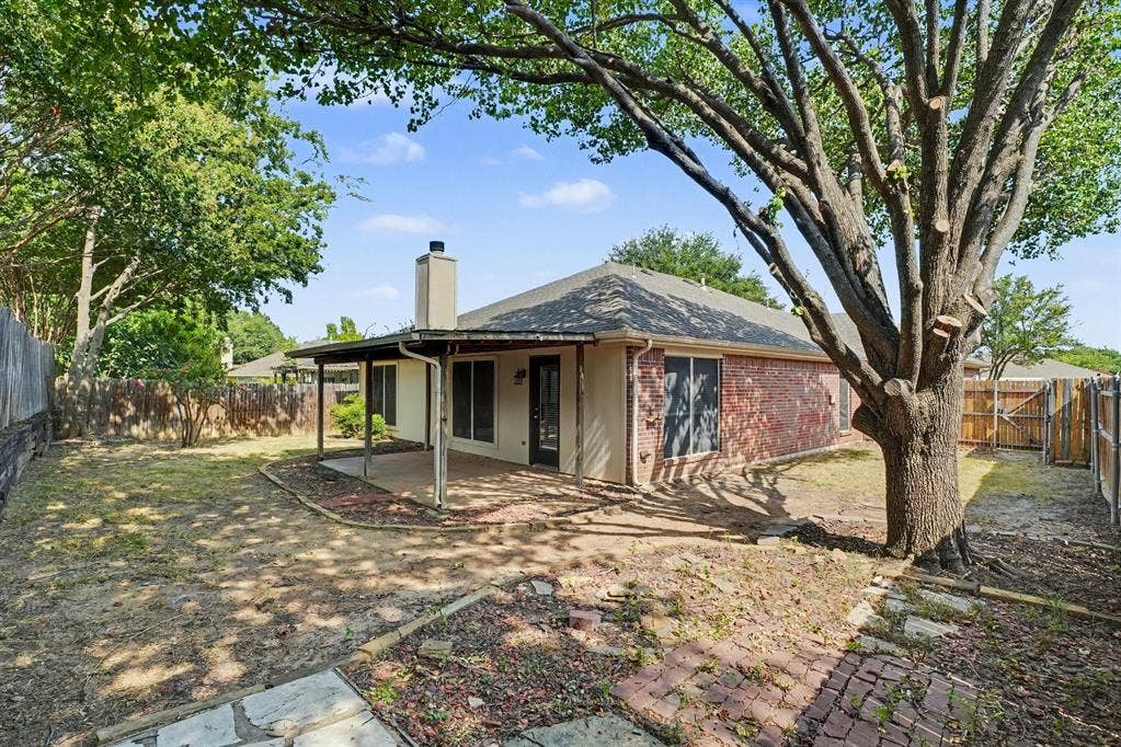 1010 Barkridge Drive, McKinney, TX 75069 1010 Barkridge Drive, McKinney, TX 75069