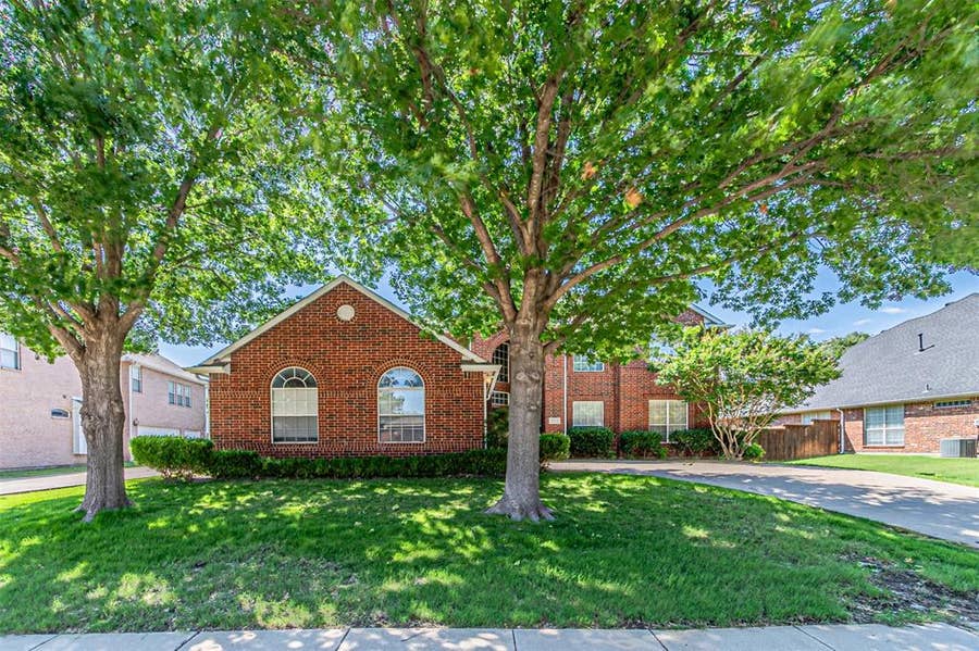 Property photo for 1913 Blue Ridge Drive, Flower Mound, TX