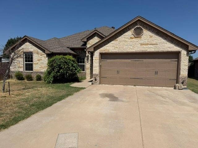 272 Jacinth Lane, Granbury, TX 76049 272 Jacinth Lane, Granbury, TX 76049