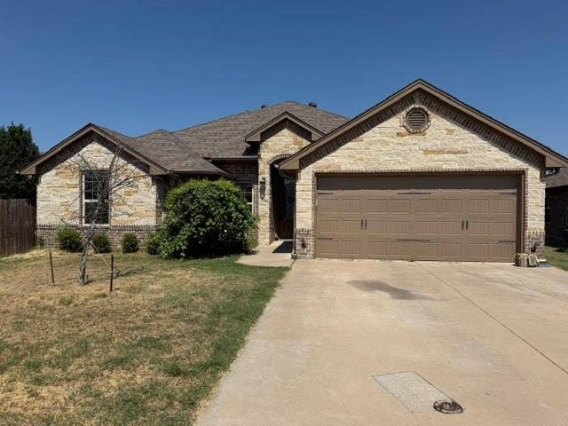 272 Jacinth Lane, Granbury, TX 76049 272 Jacinth Lane, Granbury, TX 76049