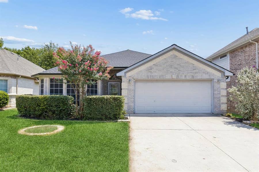 Property photo for 8624 Corral Circle, Fort Worth, TX