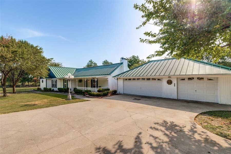 Property photo for 1020 Winningkoff Road, Lucas, TX