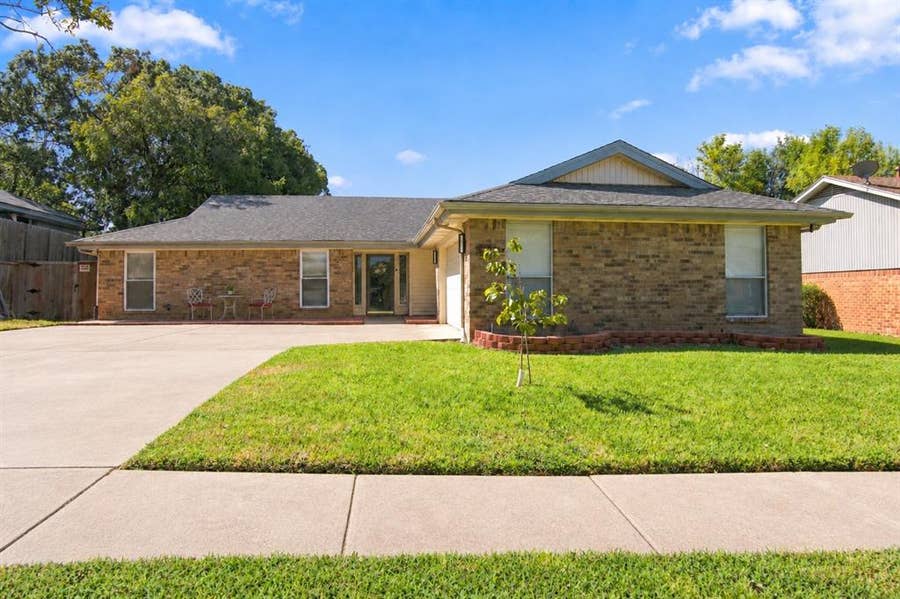 Property photo for 3104 Sugar Street, Bedford, TX