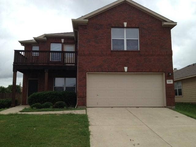 Property photo for 1101 Mustang Ridge Drive, Fort Worth, TX