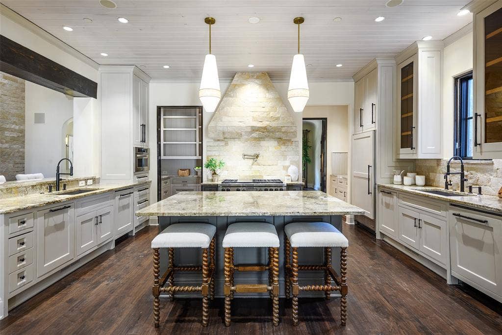 4120 Cochran Chapel Road, Dallas, TX 75209 4120 Cochran Chapel Road, Dallas, TX 75209