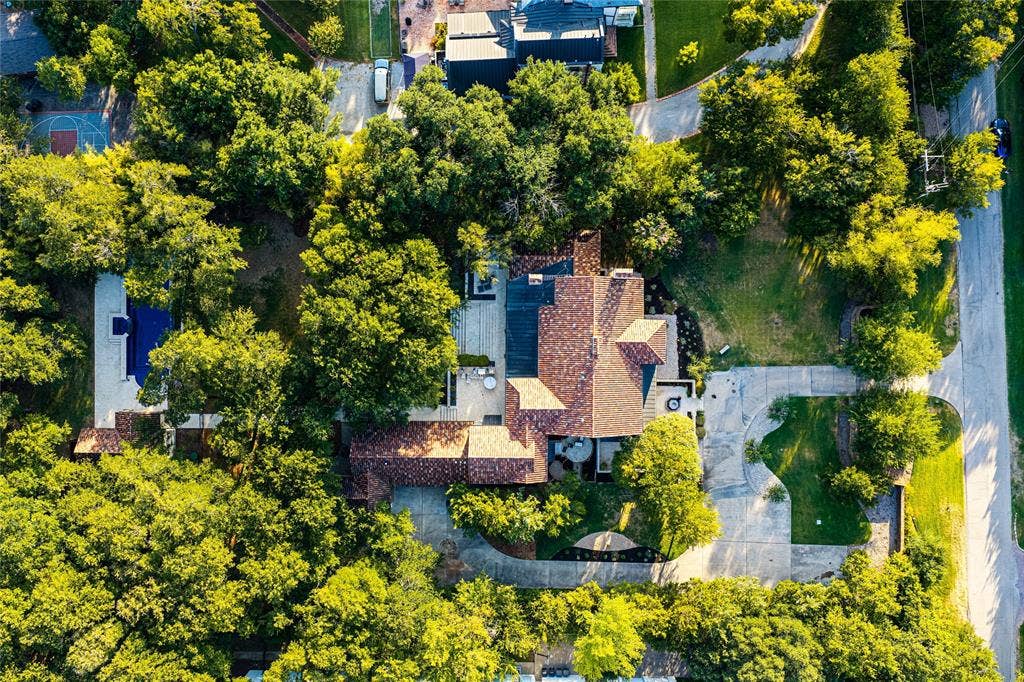 4120 Cochran Chapel Road, Dallas, TX 75209 4120 Cochran Chapel Road, Dallas, TX 75209