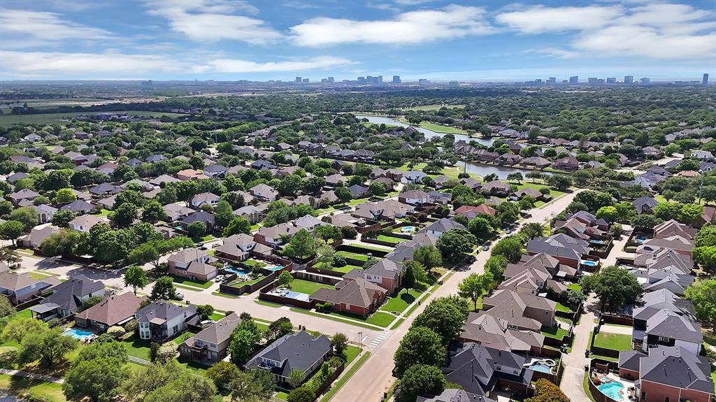 10613 Memphis Drive, Frisco, TX 75035 10613 Memphis Drive, Frisco, TX 75035