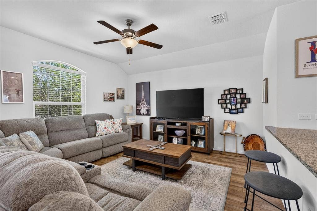 809 Spruce Lane, Princeton, TX 75407 809 Spruce Lane, Princeton, TX 75407
