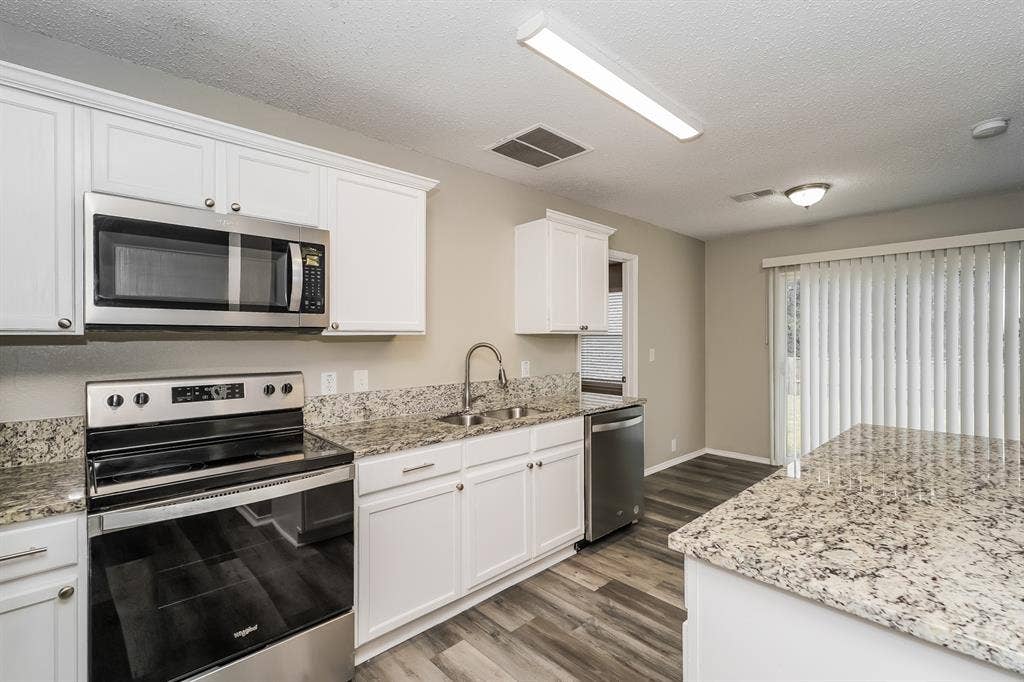 1923 Nemechek Drive, Dallas, TX 75217 1923 Nemechek Drive, Dallas, TX 75217