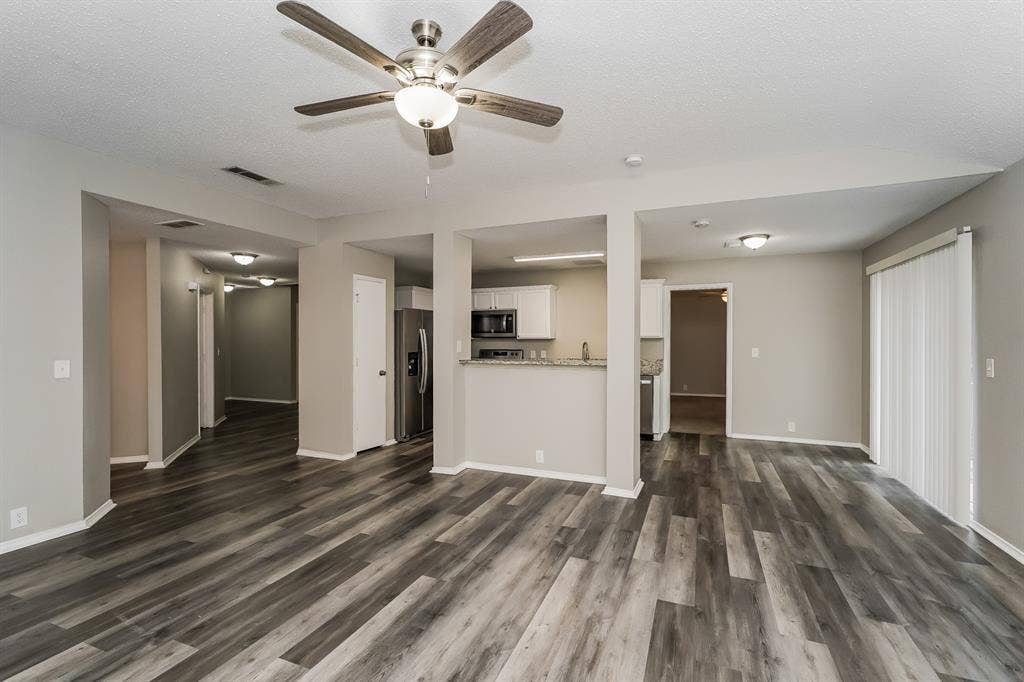 1923 Nemechek Drive, Dallas, TX 75217 1923 Nemechek Drive, Dallas, TX 75217