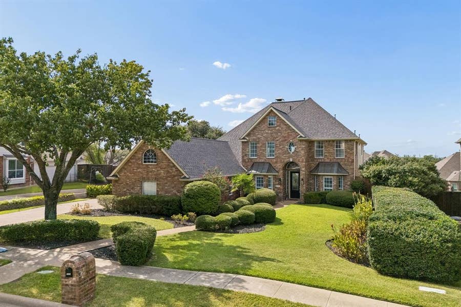 Property photo for 1513 Parkview Drive, Garland, TX