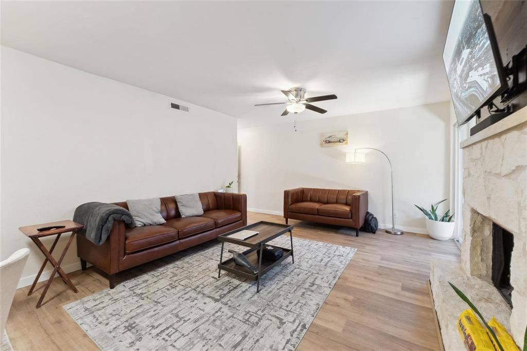 5132 Amesbury Drive, #106, Dallas, TX 75206 5132 Amesbury Drive, #106, Dallas, TX 75206