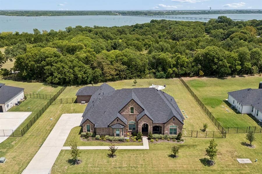 Property photo for 1326 Kitchens Drive, Lucas, TX