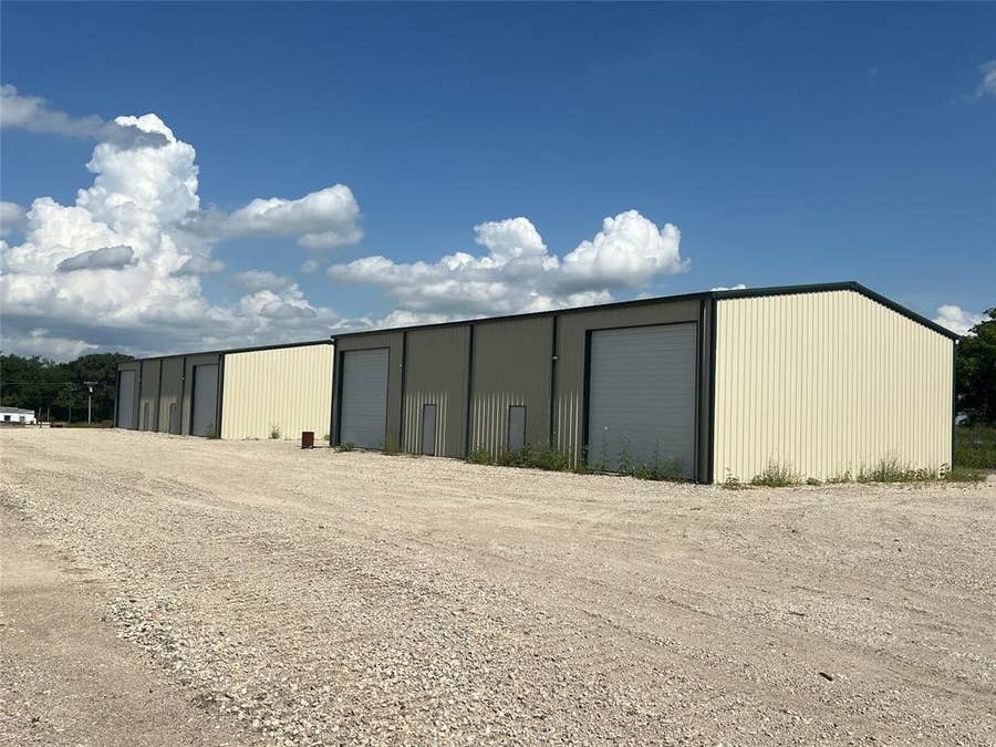Property photo for 3537 S Highway 287, Waxahachie, TX