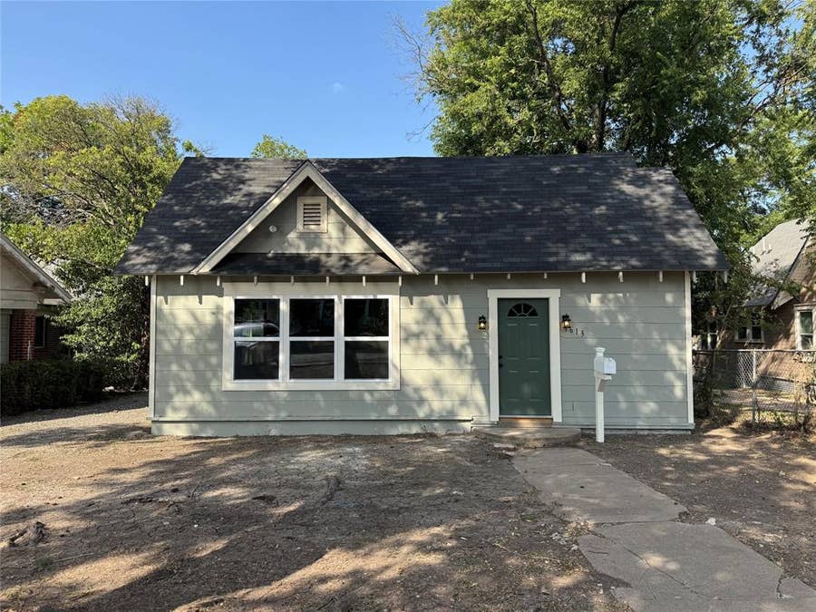 Property photo for 1613 N 15th Street, Waco, TX
