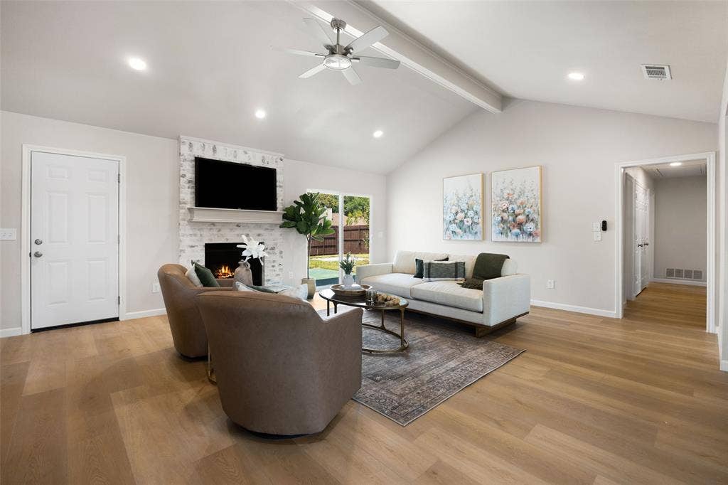 3209 Portside Lane, Plano, TX 75023 3209 Portside Lane, Plano, TX 75023