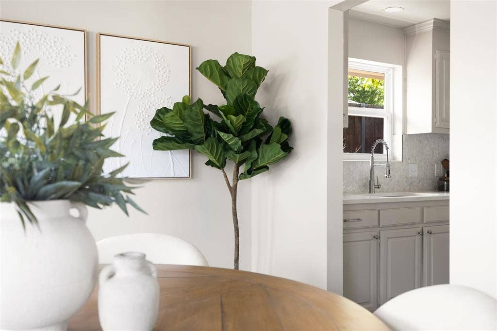 3209 Portside Lane, Plano, TX 75023 3209 Portside Lane, Plano, TX 75023