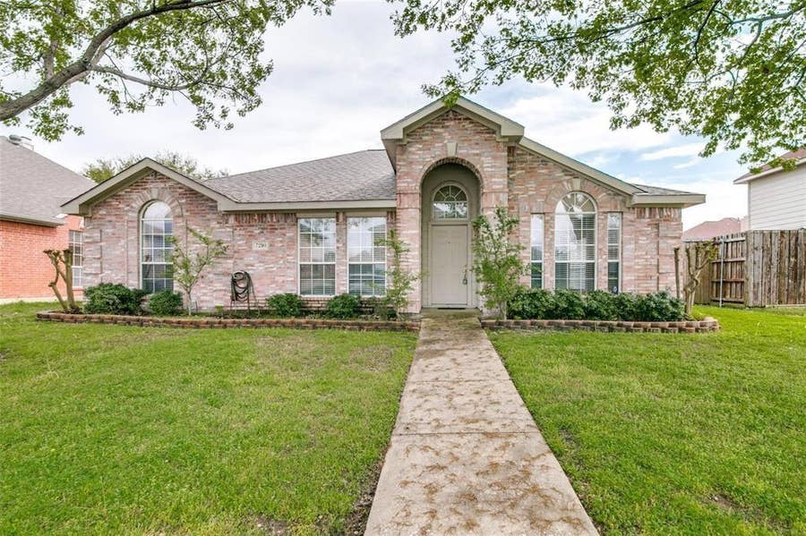Property photo for 7210 Gillon Drive, Rowlett, TX