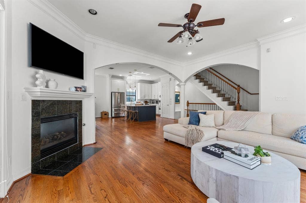 5327 Nolda Street, #B, Houston, TX 77007 5327 Nolda Street, #B, Houston, TX 77007