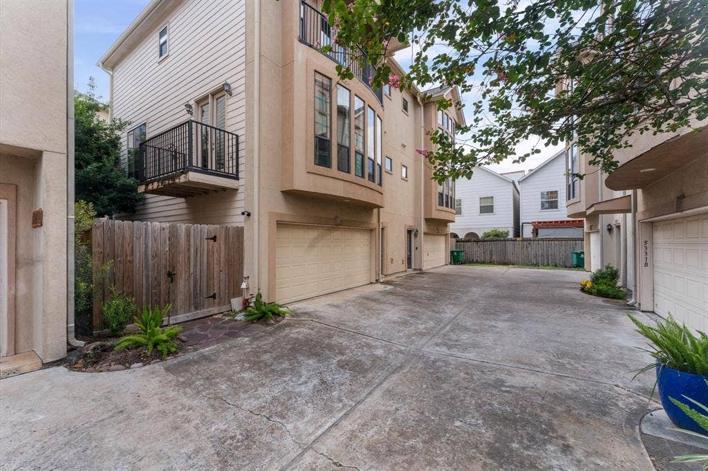 5327 Nolda Street, #B, Houston, TX 77007 5327 Nolda Street, #B, Houston, TX 77007