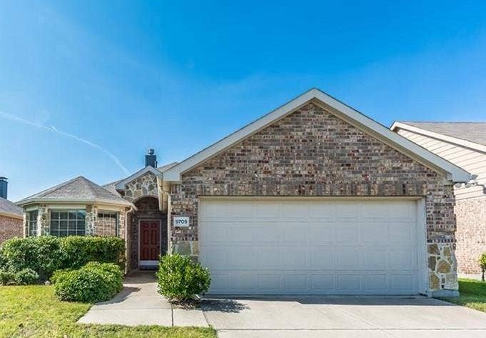 Property photo for 9709 Straightaway Drive, McKinney, TX