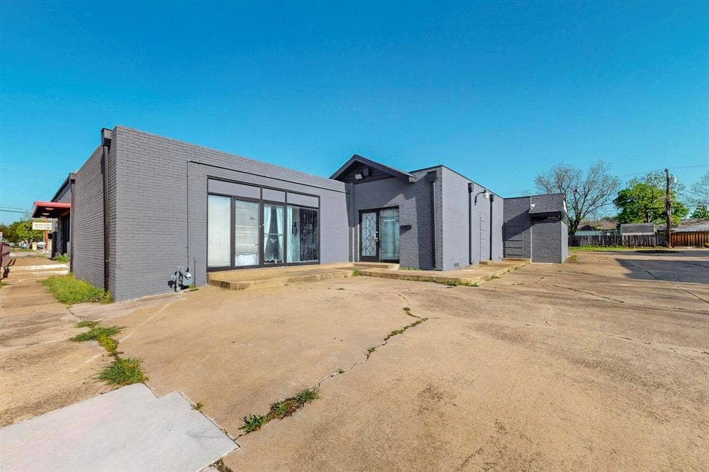 630 Dalworth Street, Grand Prairie, TX 75050 630 Dalworth Street, Grand Prairie, TX 75050