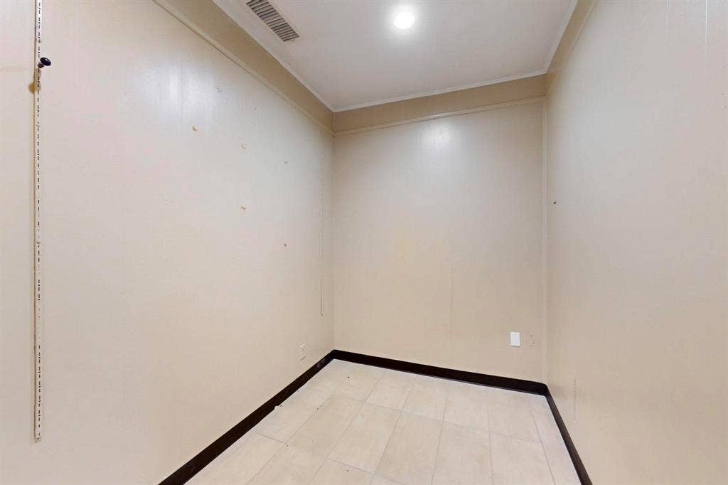 630 Dalworth Street, Grand Prairie, TX 75050 630 Dalworth Street, Grand Prairie, TX 75050