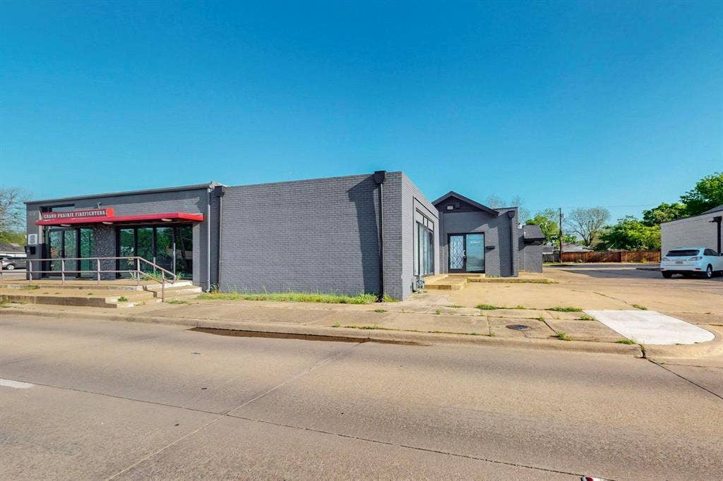 630 Dalworth Street, Grand Prairie, TX 75050 630 Dalworth Street, Grand Prairie, TX 75050