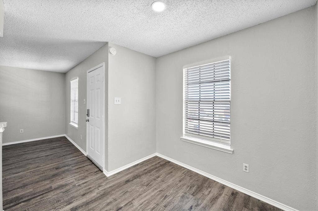 606 Kings Way Drive, #C, Mansfield, TX 76063