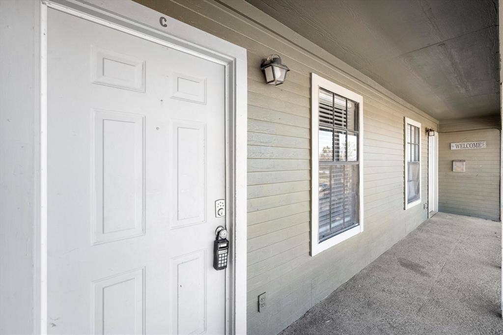 606 Kings Way Drive, #C, Mansfield, TX 76063
