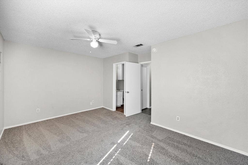 606 Kings Way Drive, #C, Mansfield, TX 76063
