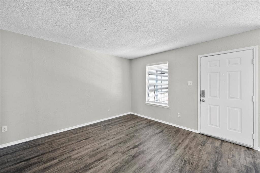 606 Kings Way Drive, #C, Mansfield, TX 76063