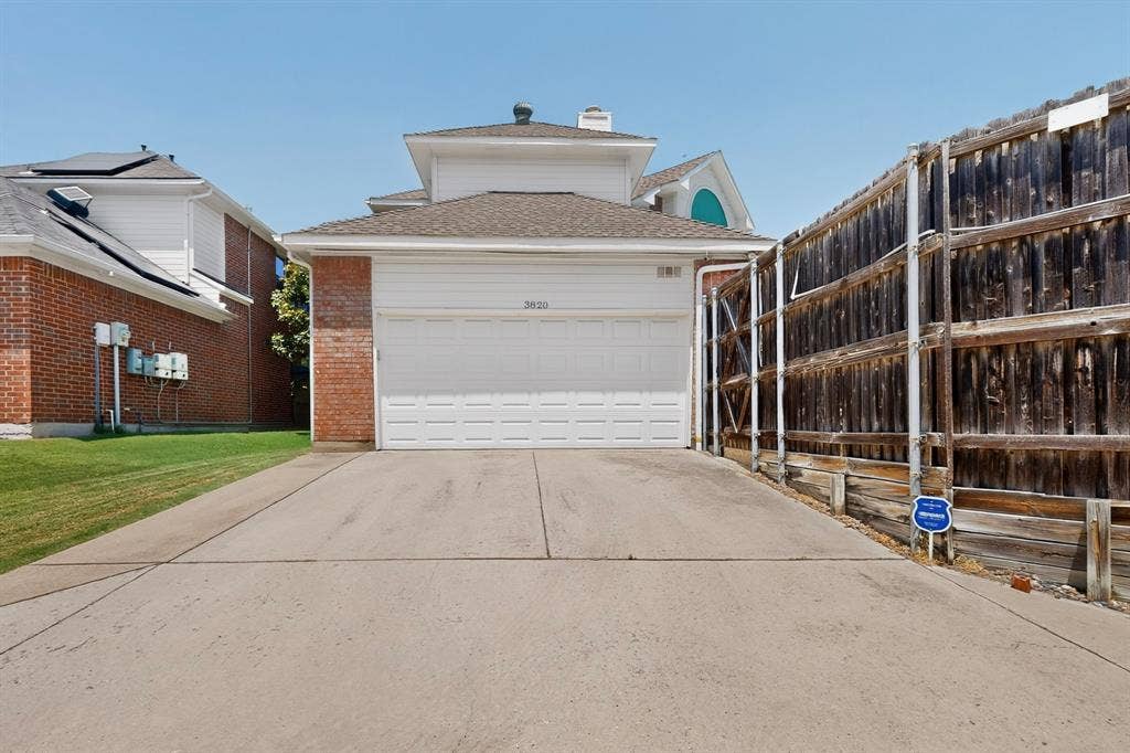 3820 Nash Lane, Plano, TX 75025 Rear Driveway