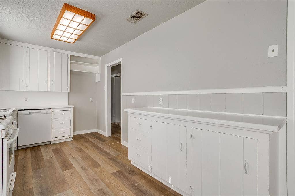 3112 Willow Park Street, Richland Hills, TX 76118 3112 Willow Park Street, Richland Hills, TX 76118