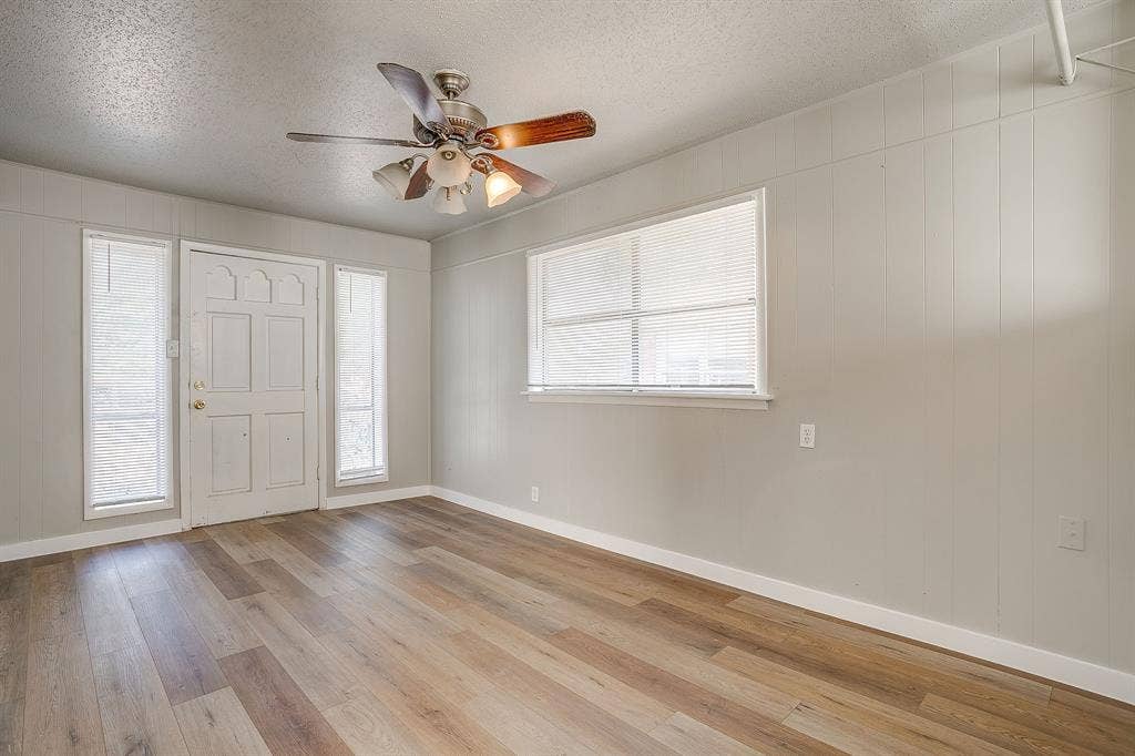 3112 Willow Park Street, Richland Hills, TX 76118 3112 Willow Park Street, Richland Hills, TX 76118