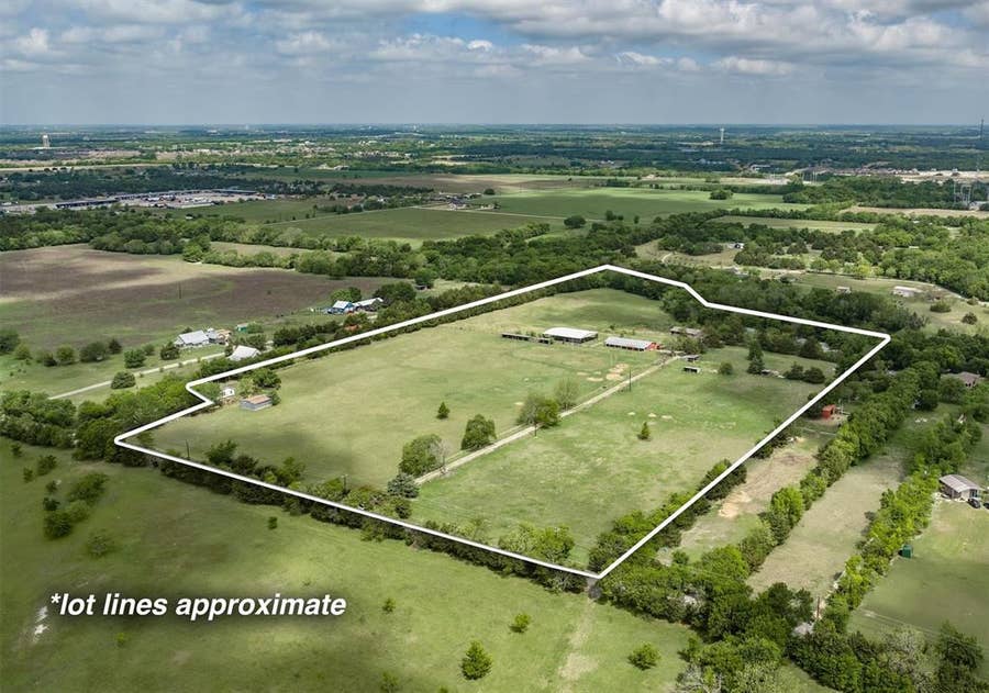 Property photo for 3135 County Road 427, Anna, TX