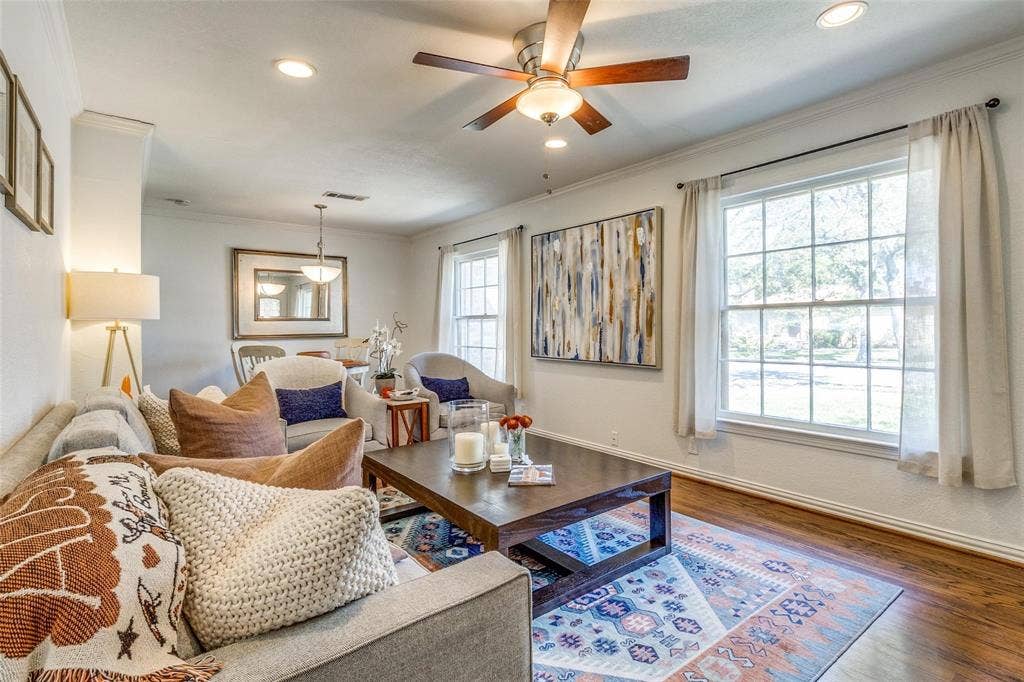 3732 Seguin Drive, Dallas, TX 75220 3732 Seguin Drive, Dallas, TX 75220