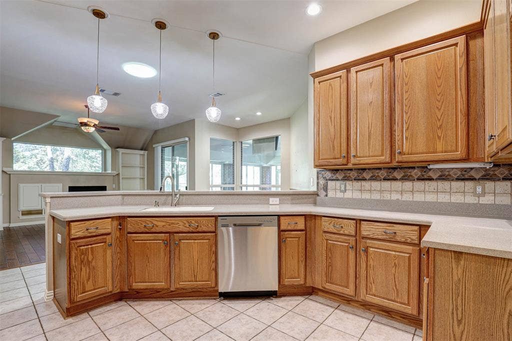 10208 Soriano Street, Denton, TX 76207 10208 Soriano Street, Denton, TX 76207
