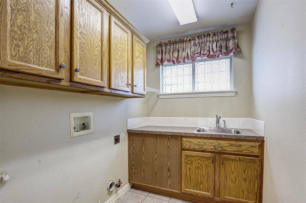10208 Soriano Street, Denton, TX 76207 10208 Soriano Street, Denton, TX 76207