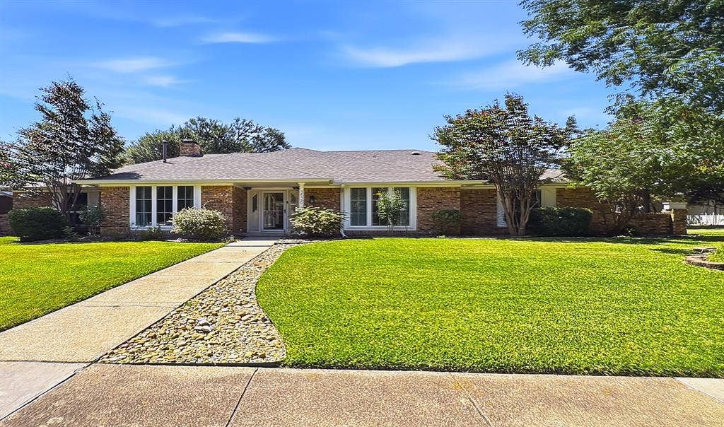 3526 S Echo Trail, Plano, TX 75023 3526 S Echo Trail, Plano, TX 75023