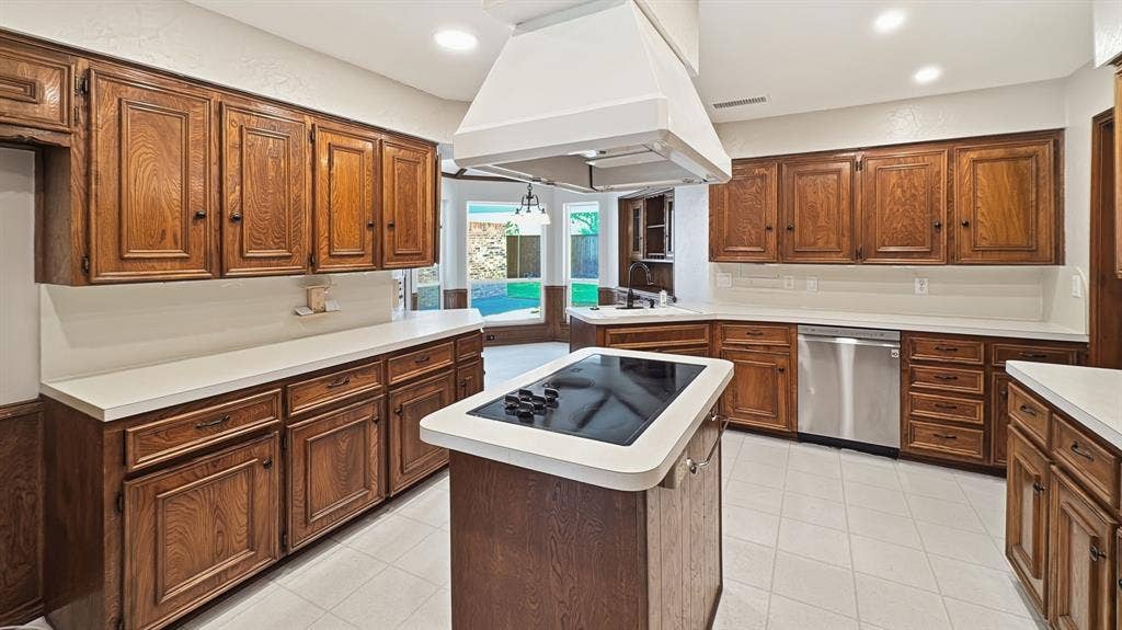 3526 S Echo Trail, Plano, TX 75023 Kitchen - Seriously Tons of Space