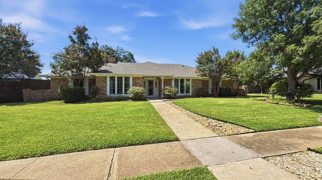 3526 S Echo Trail, Plano, TX 75023 3526 S Echo Trail, Plano, TX 75023