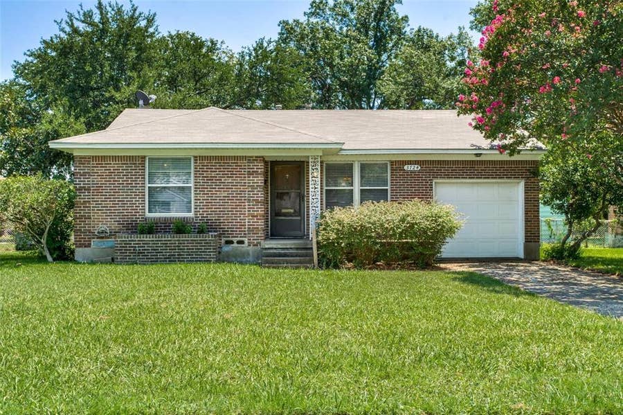 Property photo for 3724 Almazan Drive, Dallas, TX