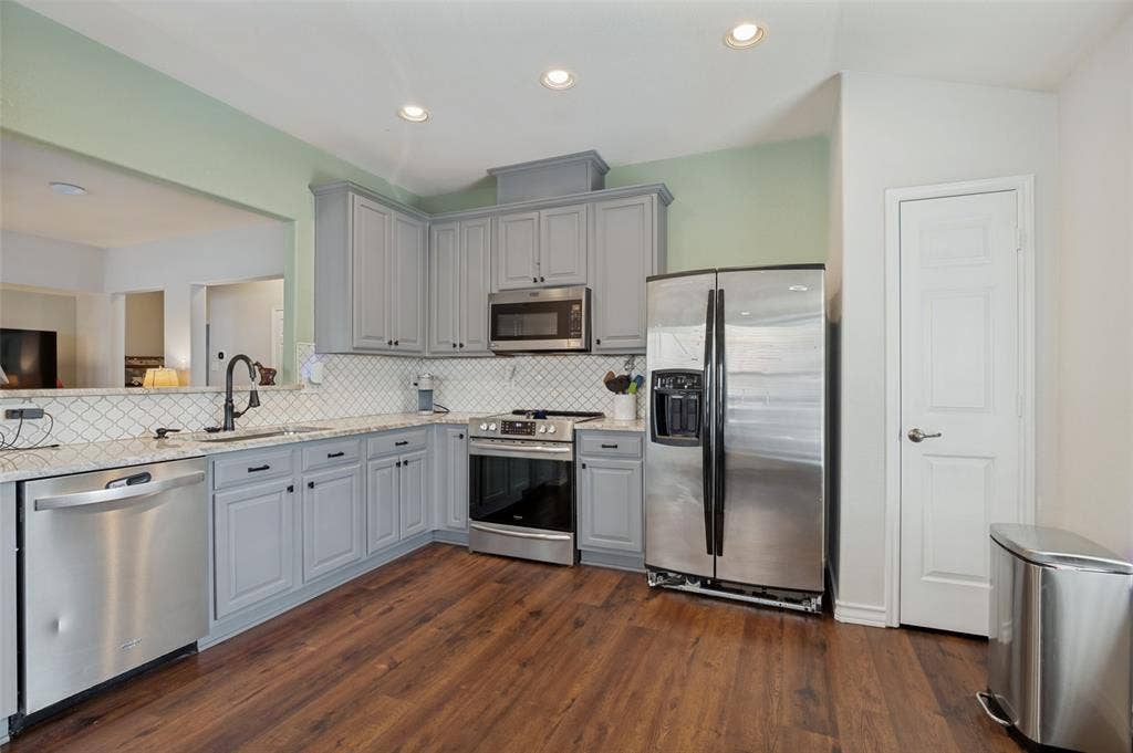 5440 Cameron Drive, Grand Prairie, TX 75052 5440 Cameron Drive, Grand Prairie, TX 75052