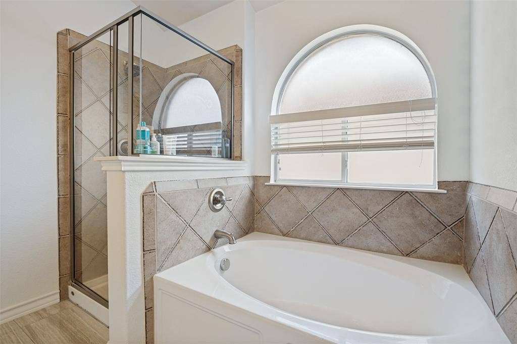 5440 Cameron Drive, Grand Prairie, TX 75052 5440 Cameron Drive, Grand Prairie, TX 75052