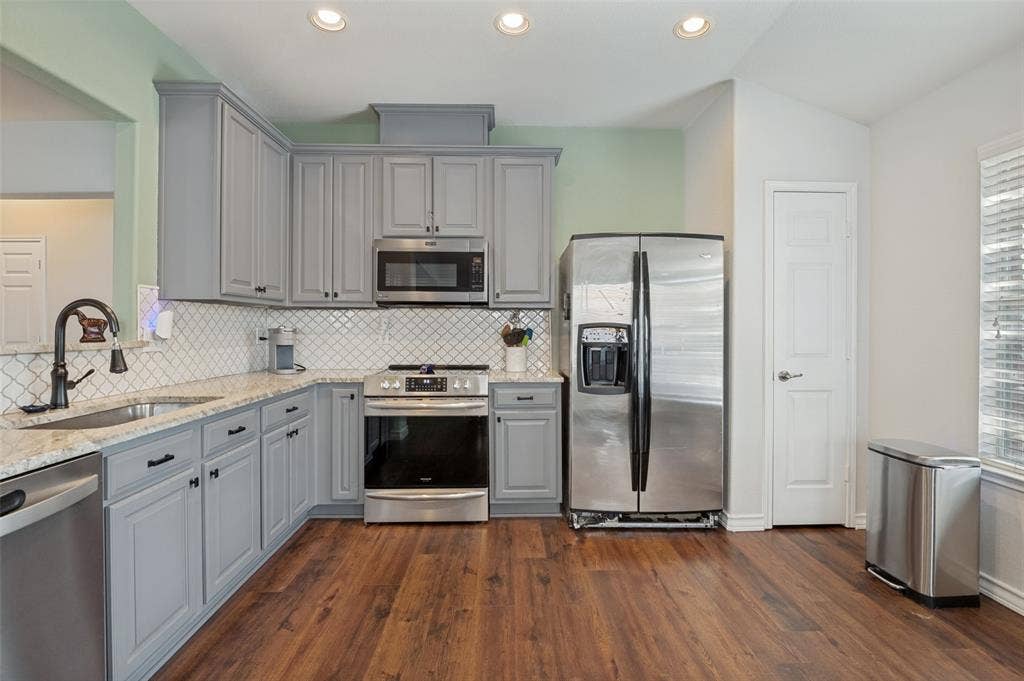 5440 Cameron Drive, Grand Prairie, TX 75052 5440 Cameron Drive, Grand Prairie, TX 75052