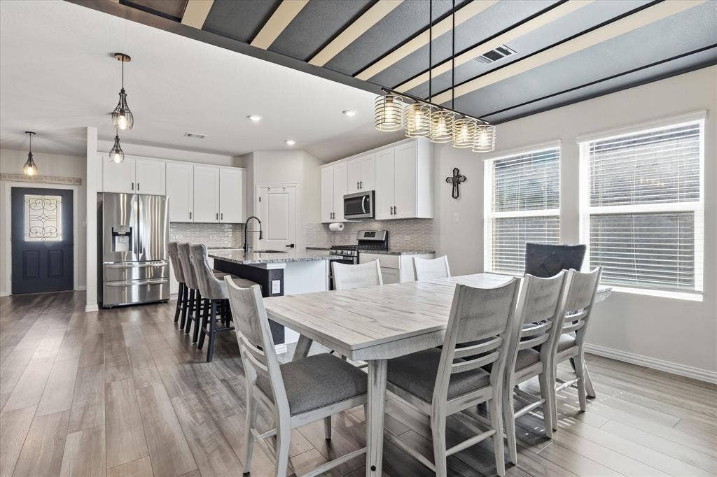 2109 Draco Drive, Haslet, TX 76052 2109 Draco Drive, Haslet, TX 76052