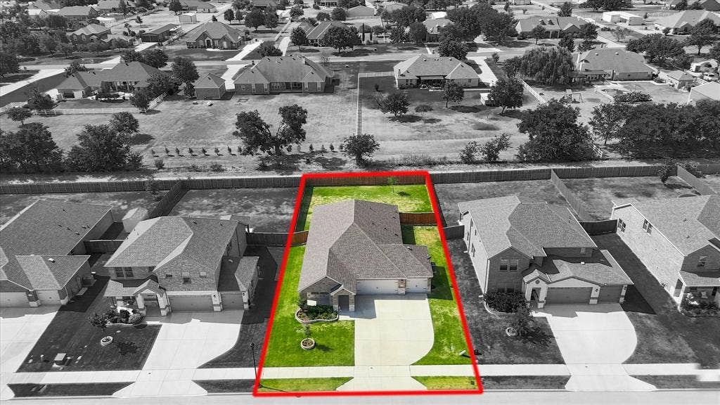 2109 Draco Drive, Haslet, TX 76052 2109 Draco Drive, Haslet, TX 76052