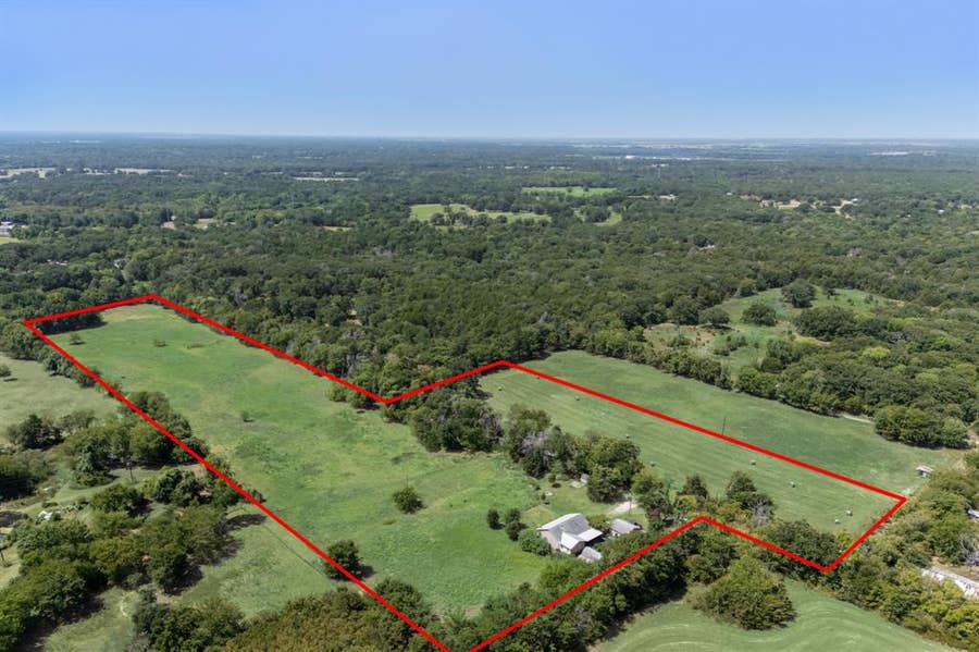 Property photo for 13905 Debbie Lane, Quinlan, TX